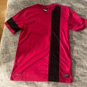 Nike: Men’s Pink Nike Jersey